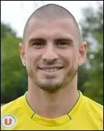 Qui est le joueur sur l'image ?