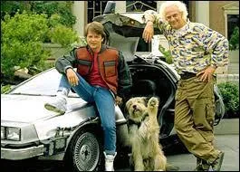 Comment s'appelle le chien du Docteur Emmett Brown dans la trilogie "Retour vers le futur" ?