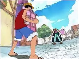 Qu'est-ce que Baggy aperçoit lors de son combat contre Luffy ?
