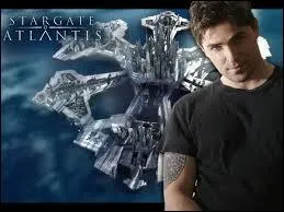 Comment est-il arrivé sur Atlantis ?