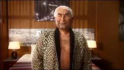 Retrouvez le nom d'un célèbre hôtel !