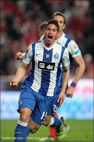 Quel a été son premier numéro de maillot à Porto ?