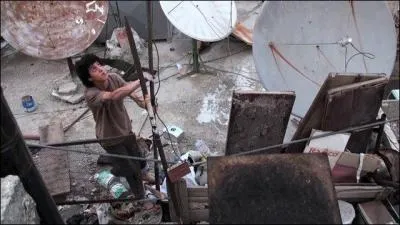 &Agrave; la base, avant de r&eacute;aliser le film, Axel Salvatori-Sinz faisait des &eacute;tudes en...