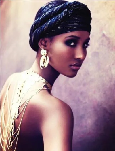 Meritaton aura une fille, Meritaton Tasherit, probablement avec son père. À la mort de celui-ci, elle sera mariée à un homme dont on ne sait pas grand chose :