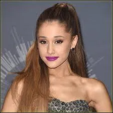 Quel est le bon orthographe de cette chanteuse ?