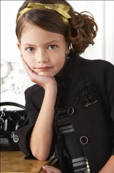 Comment s'appelle la fille de Bella et d'Edward ?