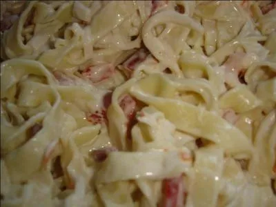 Quel ingrédient entre dans la composition de la salade Marco Polo ?