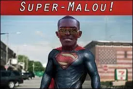 Il utilise un vocabulaire tellement avancé que nous-mêmes ne pouvons comprendre.