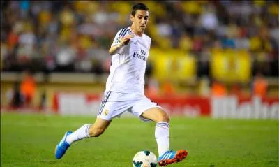 Quel est son âge en mars 2015 ?