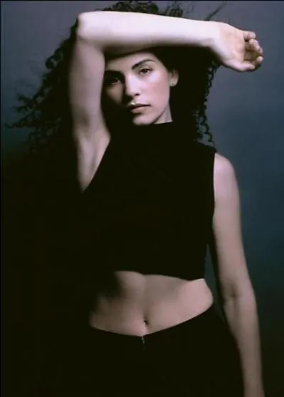 Dans quelle série joue cette actrice ?