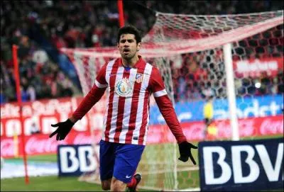 Quel a &eacute;t&eacute; son premier num&eacute;ro de maillot &agrave; l'Atl&eacute;tico Madrid ?