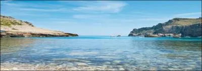 Commune de 31 032 habitants.
C'est une commune d'Espagne située sur l'île de Majorque évoquant une civilisation d'un continent lointain. Quel nom porte-t-elle ?