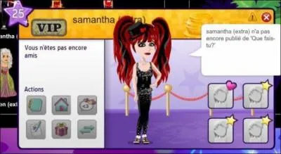 Comment s'appelle le modérateur qui est dans le casting ?