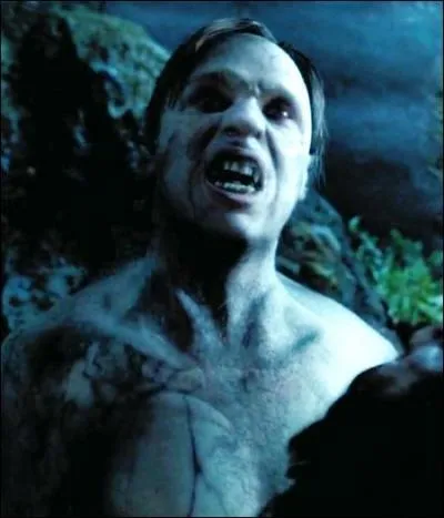 And though tou fight to stay alive
Your body start to shiver
For no mere mortal can resist
The evil of... THE THRILLER !