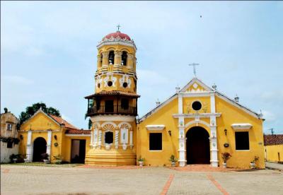 Santa Cruz de Mompox (40 000 habitants) est une ville coloniale dont tous les bâtiments datant de l'époque espagnole sont encore en activité. Elle a été fondée en 1540, mais dans quel pays exactement ?