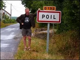 Combien d'habitants peuplent Poil ?