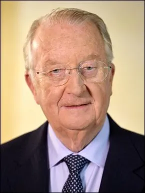 Qui succéda au roi Albert II ?