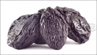 Quelle ville est réputée pour ses pruneaux ?