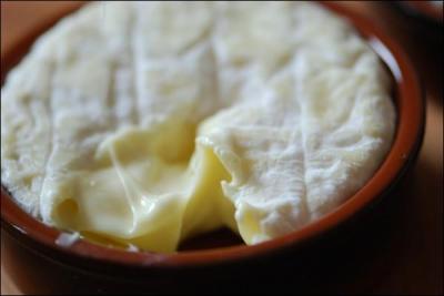 De quelle ville isèroise provient ce fromage qui porte son nom ?