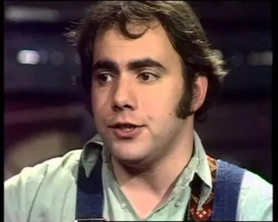 Septembre : Steeve Goodman était l'auteur de ''City of New Orleans'' . Cette chanson avait été reprise en français sous le titre ''Salut les amoureux'' par...