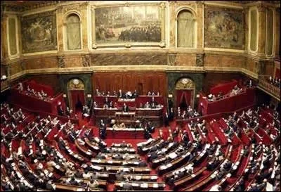 Les membres du Congrès votèrent ce projet de loi à l'...