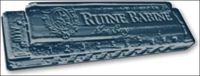 "Sa taille était ordinaire, son visage long, mafflé, fort lippu". Que constitue le mot "lippu" ?