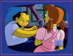 Dans l'épisode particulièrement excellent de la saison 6 "Pervers Homer", quel acteur incarne Homer lors de la reconsitution du harcèlement sexuel au bonbon ?