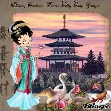 Cette île très peuplée a accueilli Betty au sein d'Utashinai qui ne compte que 4287 habitants.Quel est le nom de ce pays insulaire ?