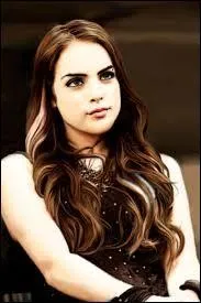 Comment s'appelle-t-elle ?