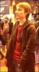 A-t-il un frère ou une soeur ?