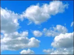 Complétez. Pourquoi les nuages sont-ils ______ ?