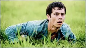 Comment le protagoniste se souvient-il de son prénom ?