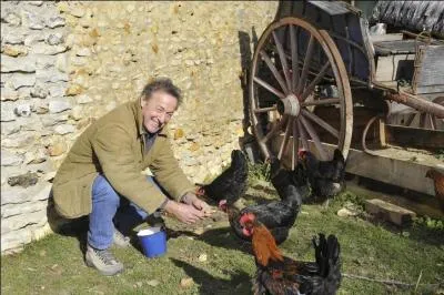 Gérard Klein est surtout connu pour son rôle dans la série de France 2 "L'instit" qu'il a tenu de 1993 à 2005 avant de disparaître du PAF. En parallèle, “l'instit” était également conducteur de bus scolaire, mais dans quelle émission ?