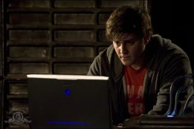 Dans quelle série joue cet acteur ?