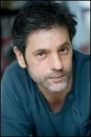 Quelle est la nouvelle profession de Sacha ?