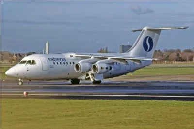 Comment s'appelle cet avion ?