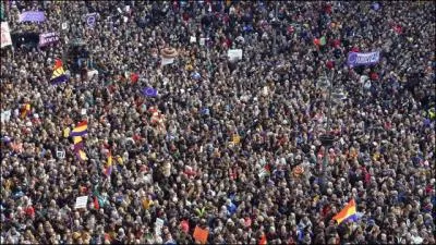 Octobre : En 2011, selon une estimation de l'ONU, la population de la terre franchit un cap en matière de population terrestre. Quel est ce cap ?