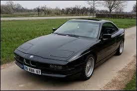 Cette voiture est une ...