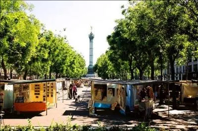 Au fait, commissaire, nous avons oublié de vous demander votre adresse. Pouvez-vous nous l'indiquer ?