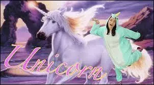 Natoo a fait un clip sur la chanson des :