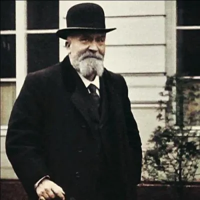 Socialiste célèbre, il fut assassiné en 1914 :