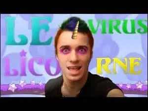 Quel était le thème des premières vidéos de Squeezie ?
