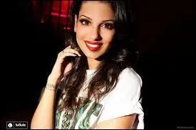 Dans quel pays est née Tal ?