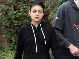 Qui se cache derrière cette grimace ?