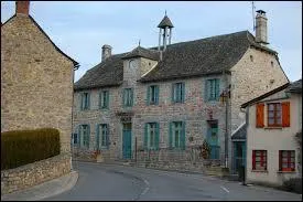 Commune Aveyronnaise, Saint-Symphorien-de-Thénières se situe en région ...