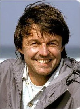 Le 30 avril 1955 à Lille, naissance du reporter, écologiste et écrivain français...