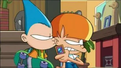 Qui est le personnage aux cheveux bleus ?