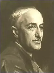 De son vrai nom Émile Salomon Wilhelm Herzog, il a écrit "Climats", "Terre promise", "Les roses de septembre", et il a dit "J'aime mieux être trahi par un faux-ami qu'en décevoir un véritable" :