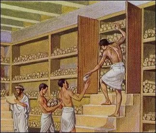 Combien de volumes comptera la célèbre bibliothèque d'Alexandrie ?