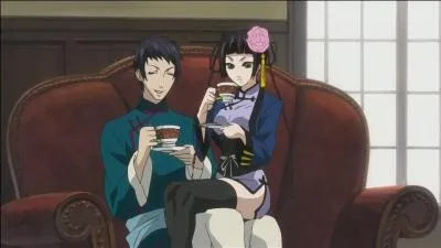 Lau, un Japonais un peu pervers, se trouve toujours avec une fille. Comment s'appelle-t-elle ?